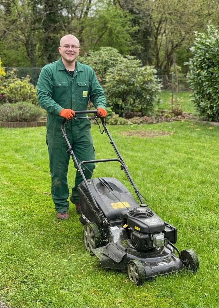 Rasenmähen Frechen